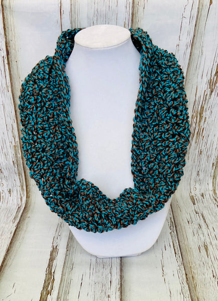 Teal Twist Cowl