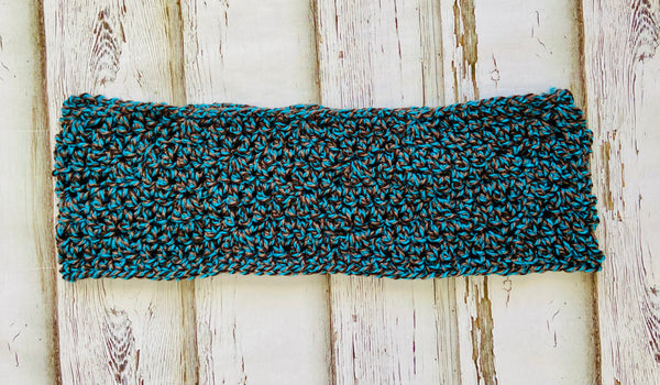 Teal Twist Cowl