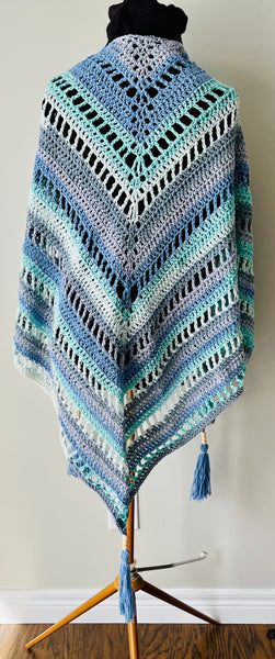 Free Yourself Shawl in Hydrangea No. 1