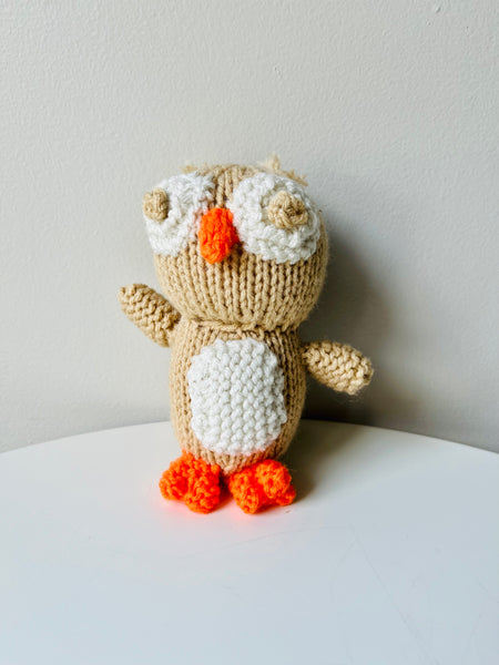 Knit owl